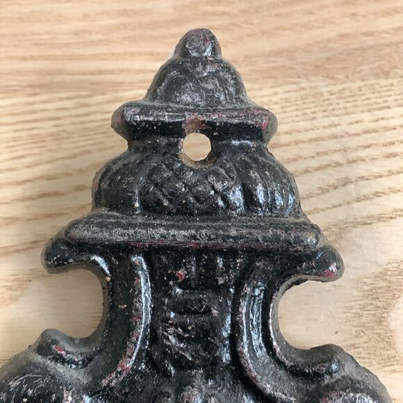 Distressed Style Cast Metal Decorative Wall Hook - Picture 3 of 17